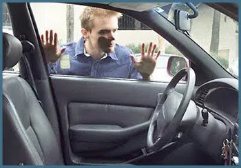 Vancouver Lock & Key Vancouver, WA 360-667-3326 - 19-locked-keys-in-car